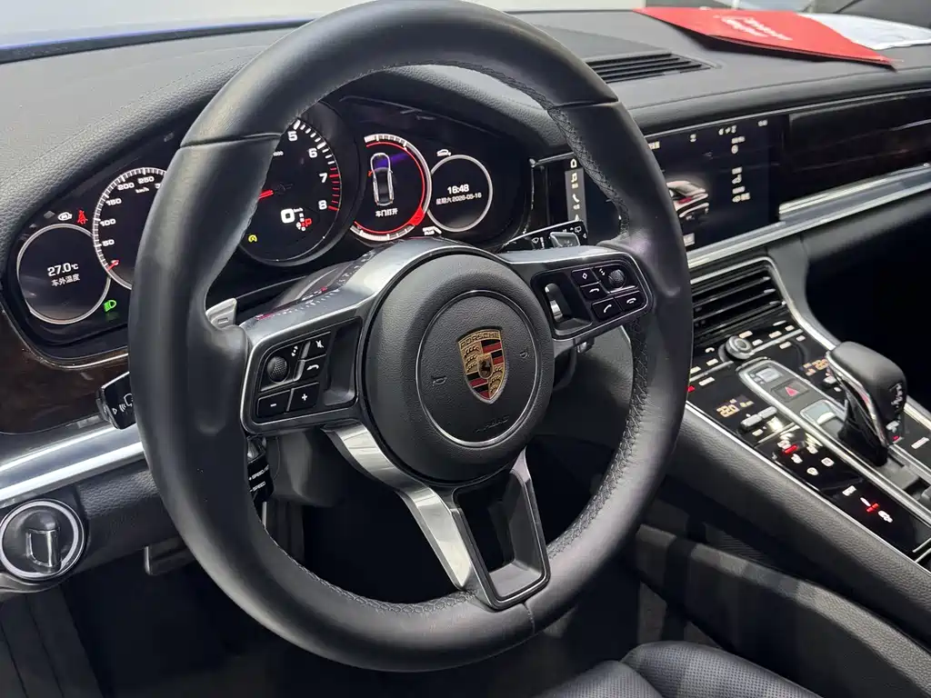 Porsche Panamera 2017 — фото 8