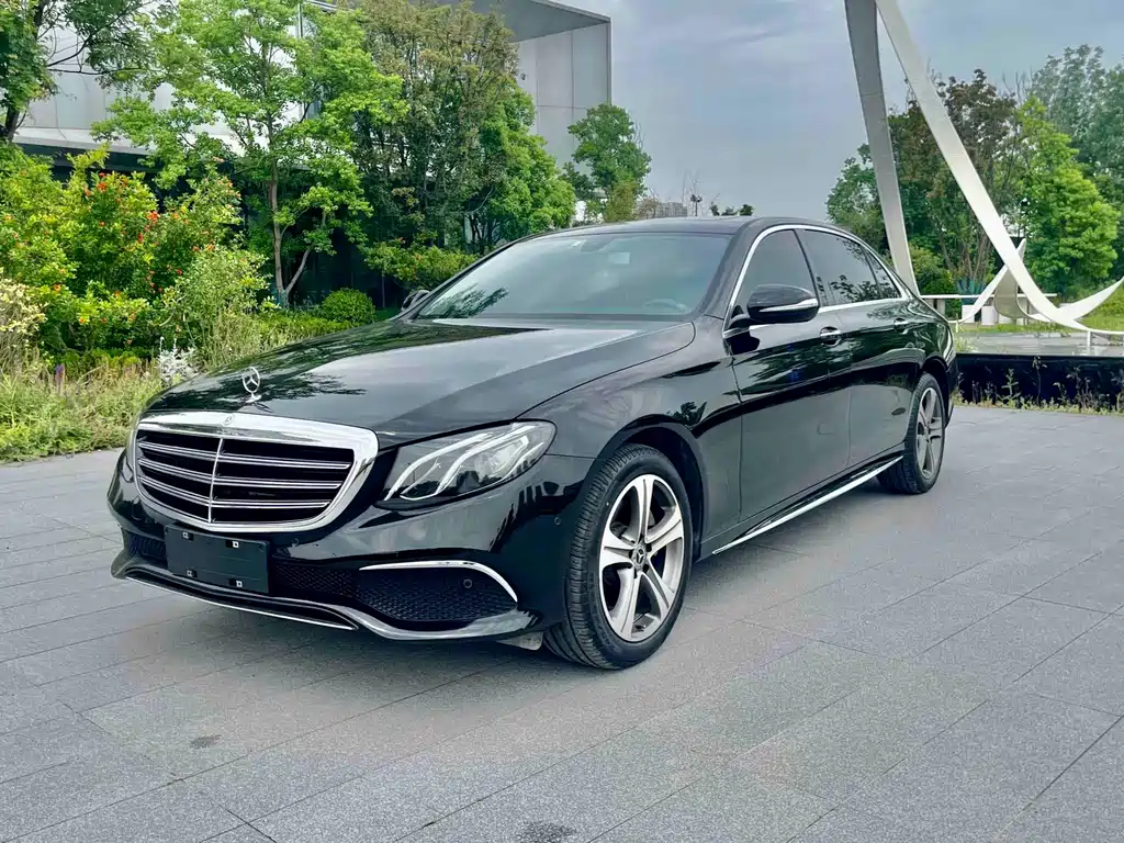 Mercedes-Benz E-Class 2018 — фото 1