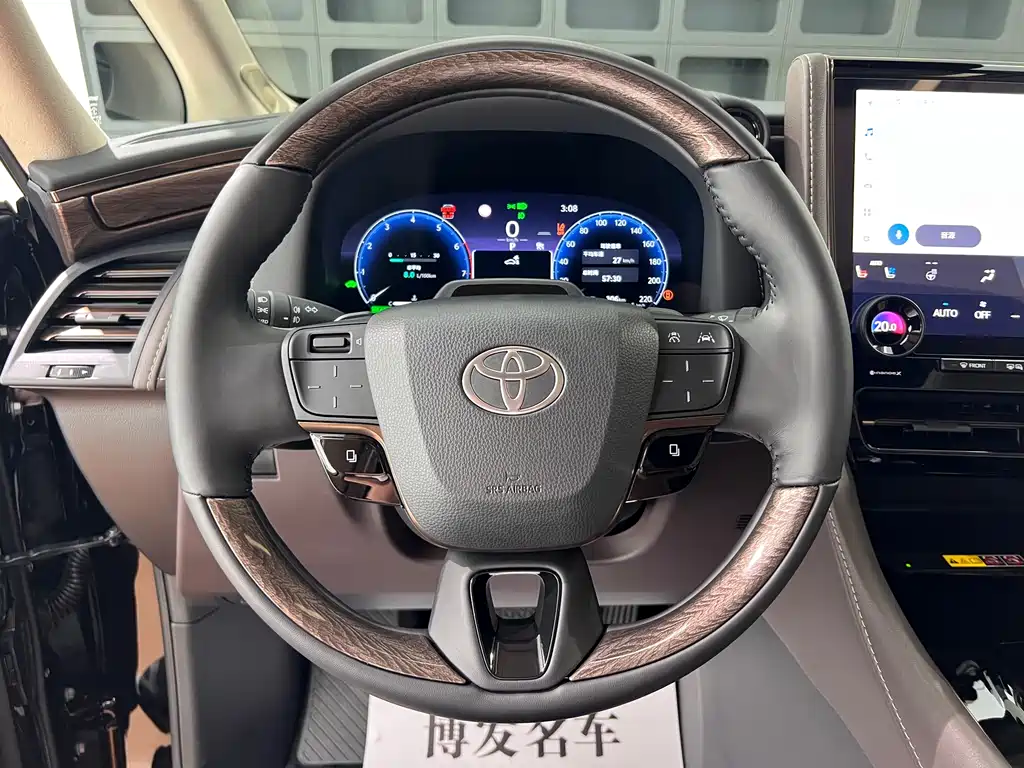 Toyota Alphard 2026 — фото 20