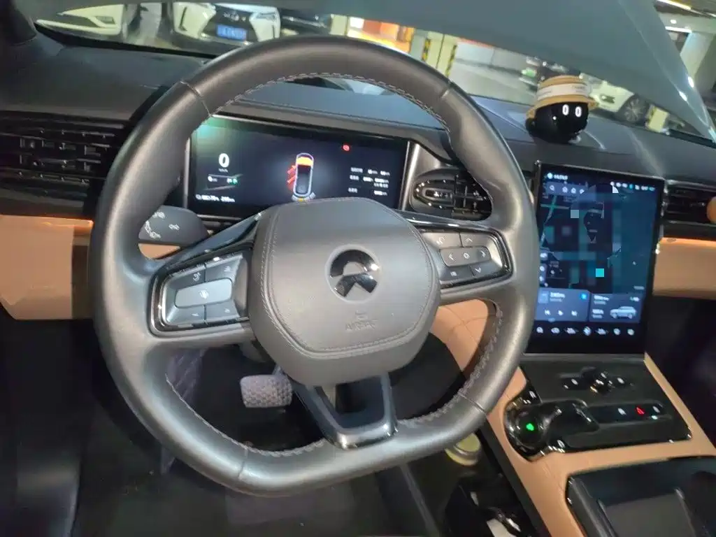 NIO ES6 2021