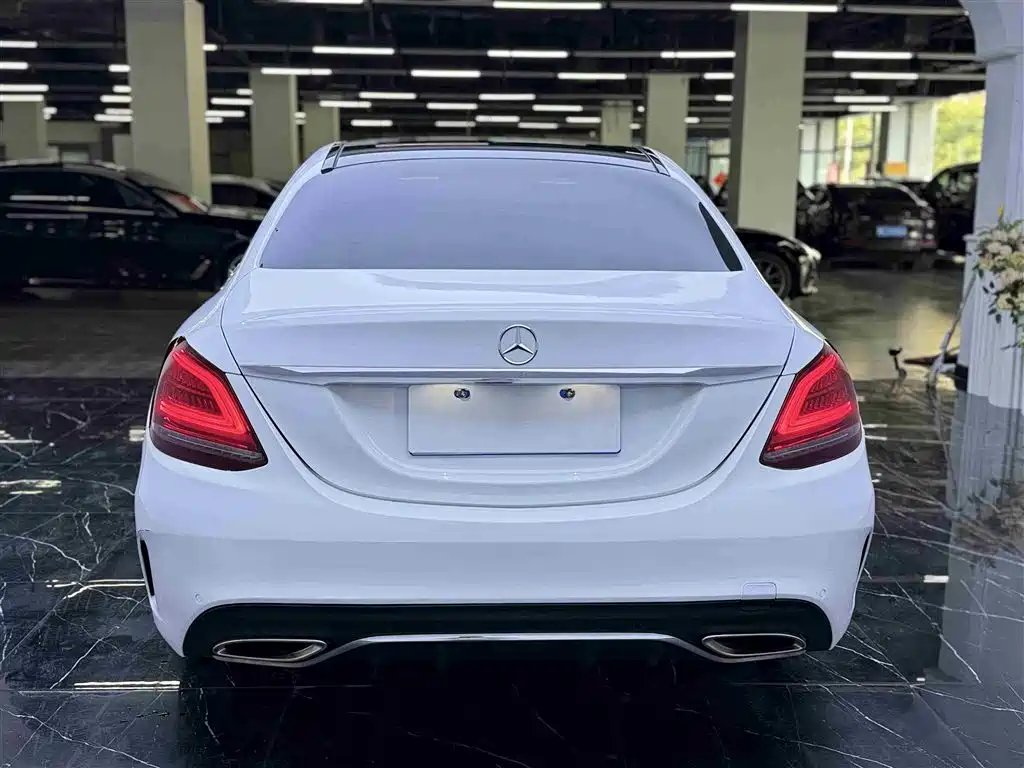 Mercedes-Benz C-Class 2019 — фото 20