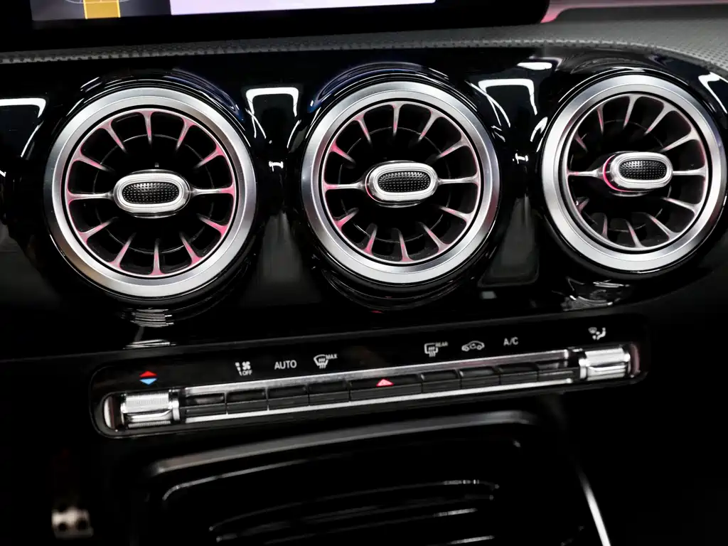 Mercedes-Benz A-Class AMG 2021 — фото 17