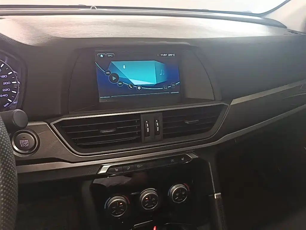 Haval H6 2018 — фото 13