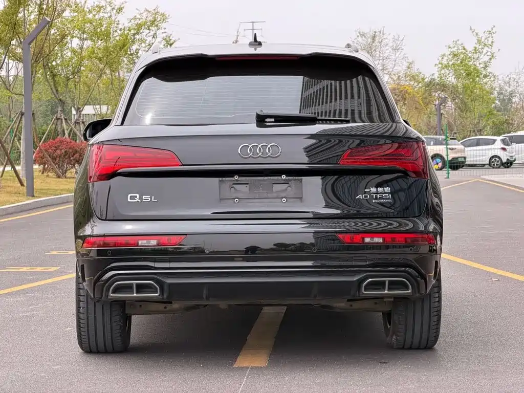 Audi Q5L 2023