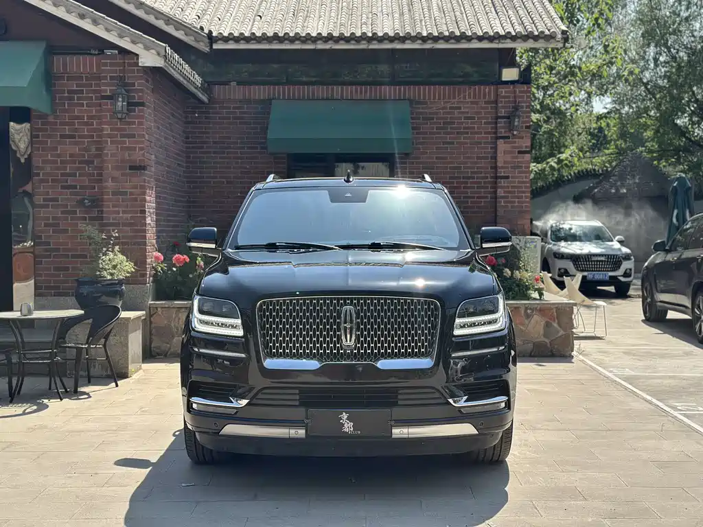 Lincoln Navigator 2020 — фото 2