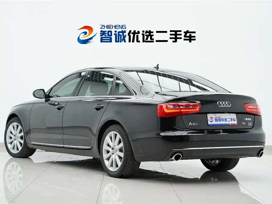 Audi A6L 2014 — фото 36