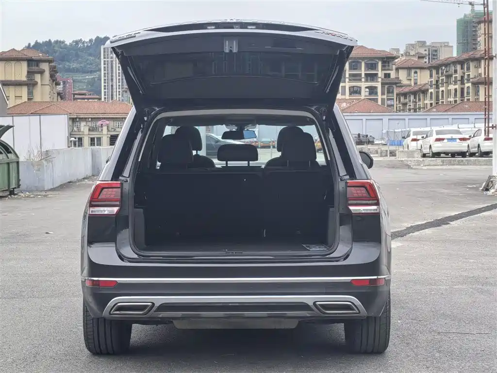 Volkswagen Teramont 2018 — фото 12