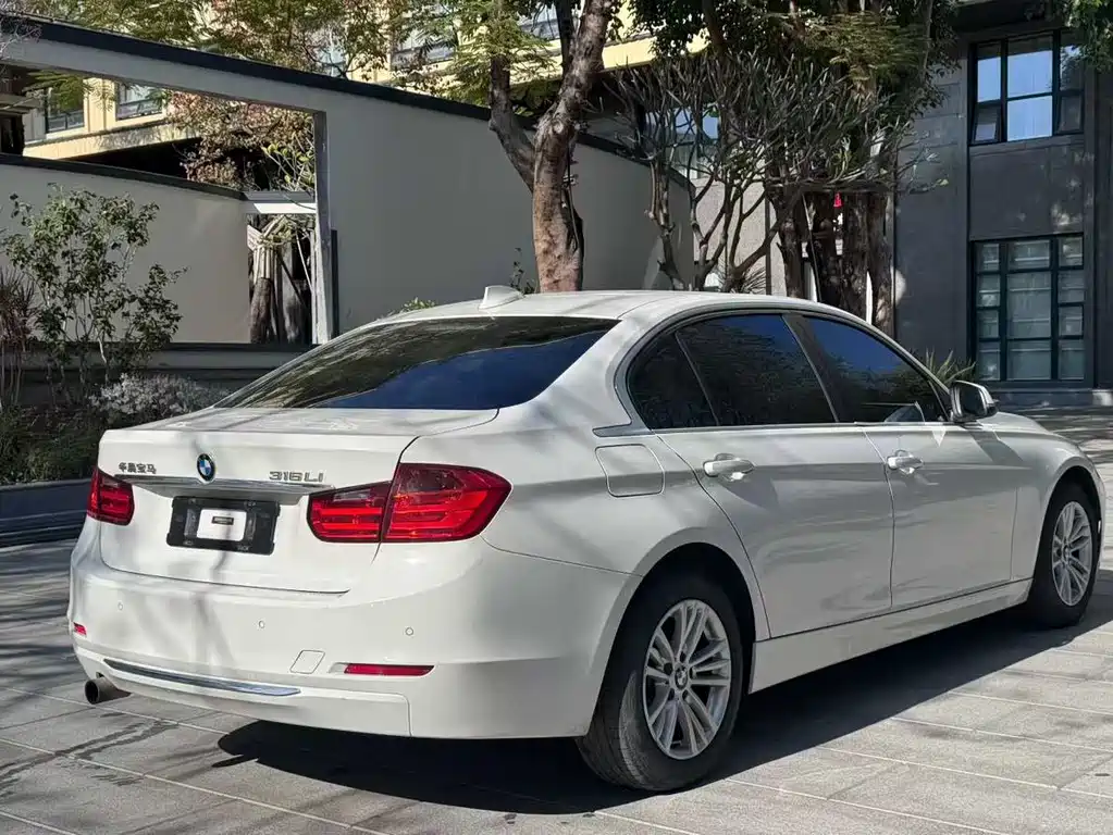 BMW 3 Series 2015 — фото 7