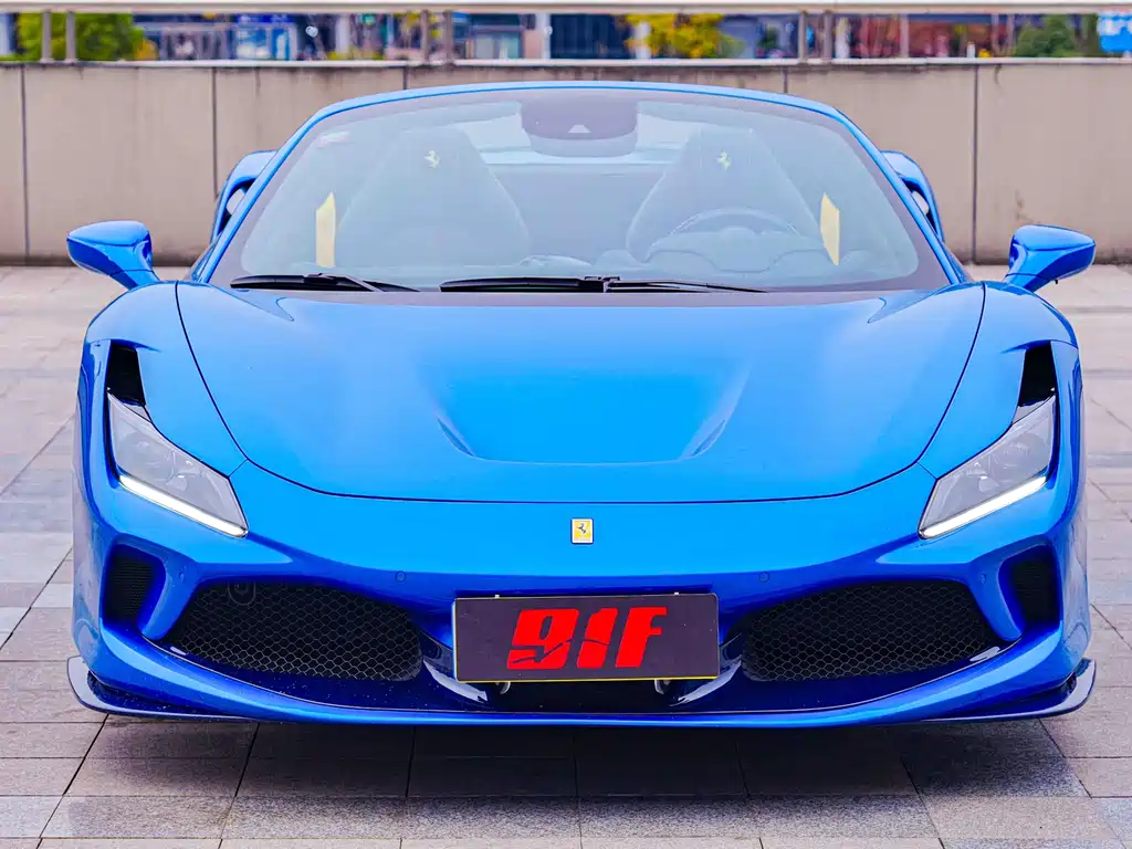 Ferrari F8 2021 — фото 3