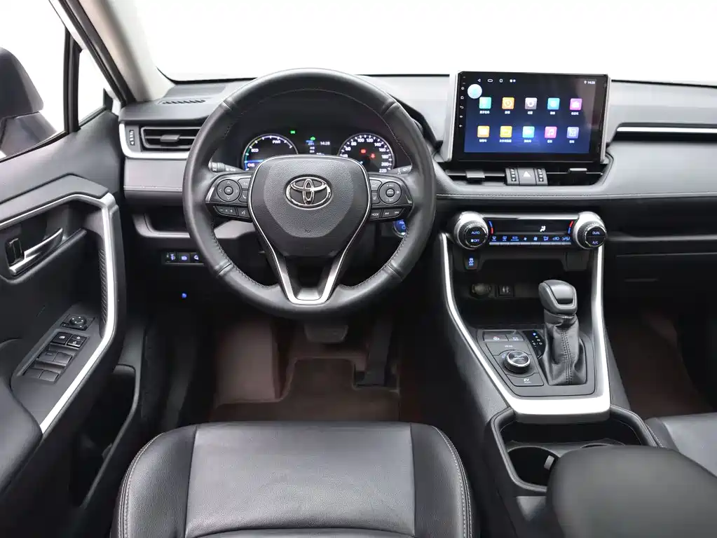 Toyota Wildlander 2020 — фото 10