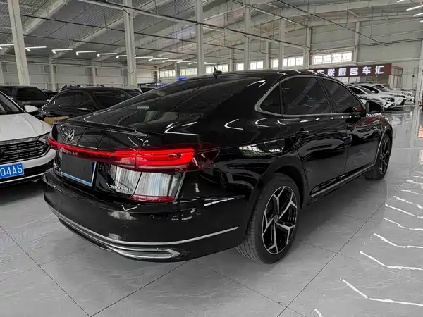 Volkswagen Passat 2023