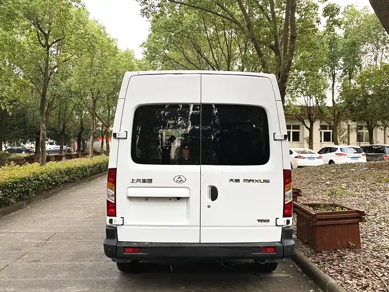 Maxus V80 2014