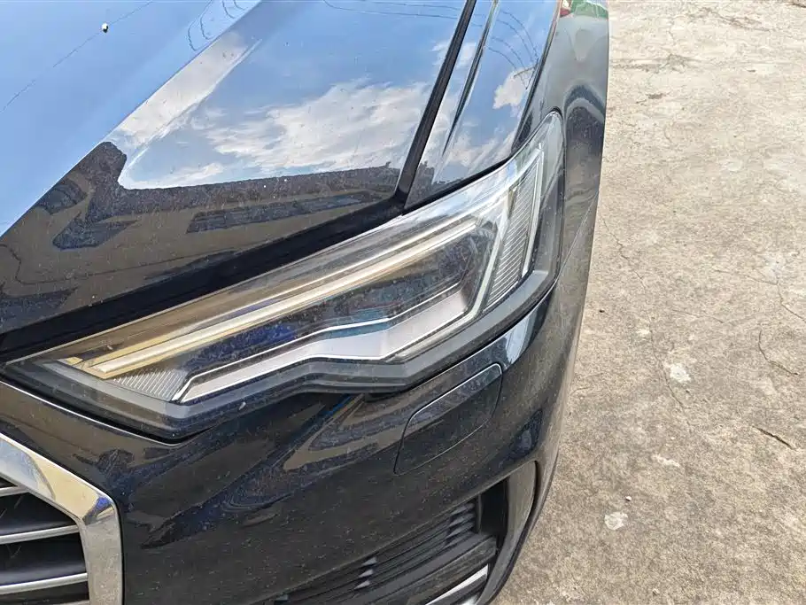 Audi A6L 2020