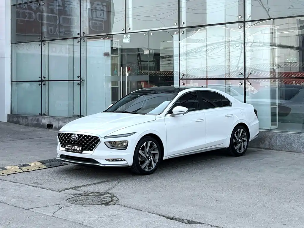 Hyundai Mistra 2022 — фото 1