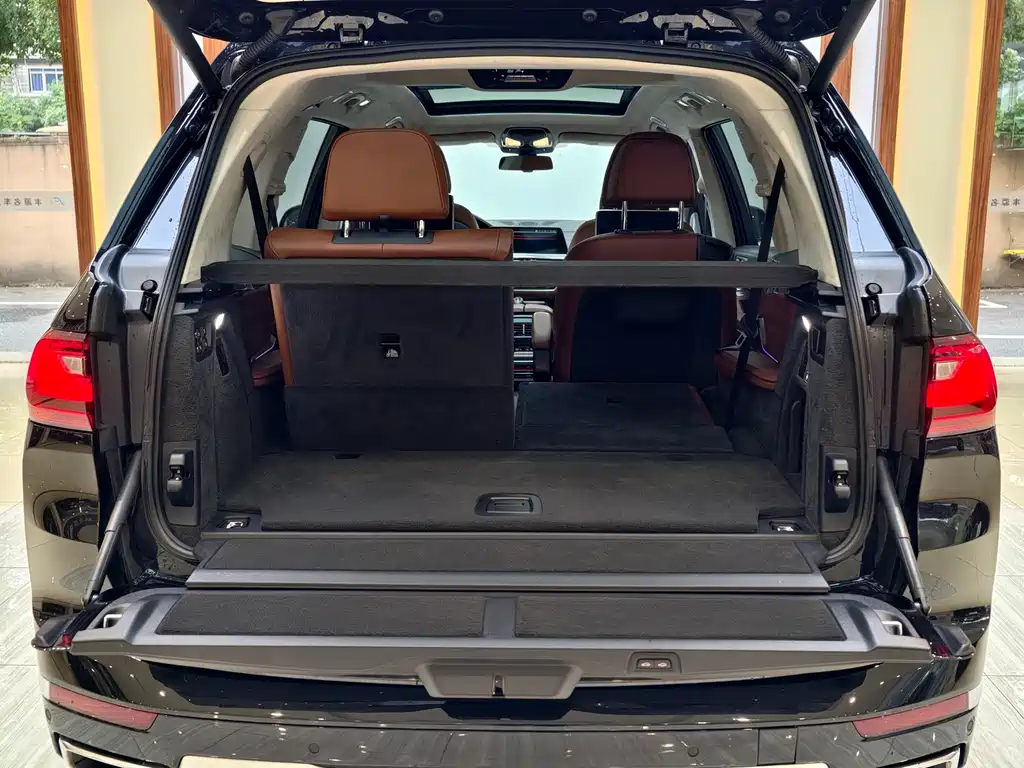 BMW X7 2021 — фото 15