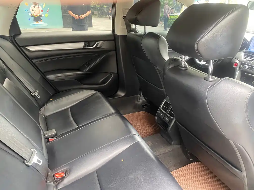 Honda Accord 2023 — фото 14