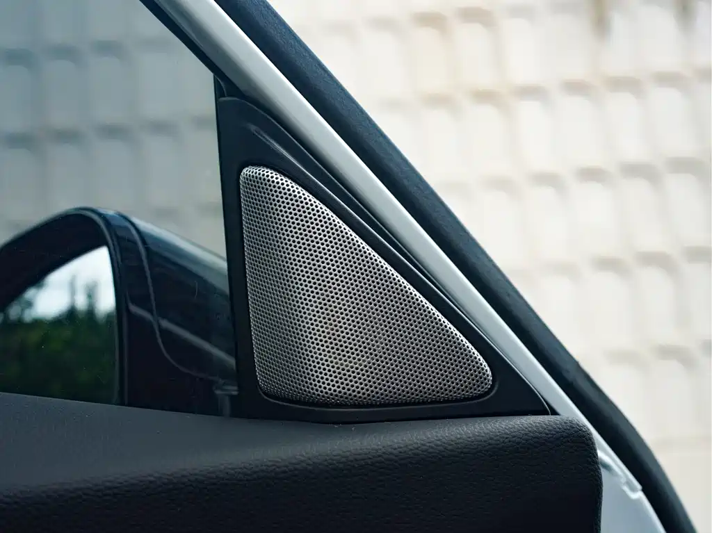Honda Accord 2023 — фото 10