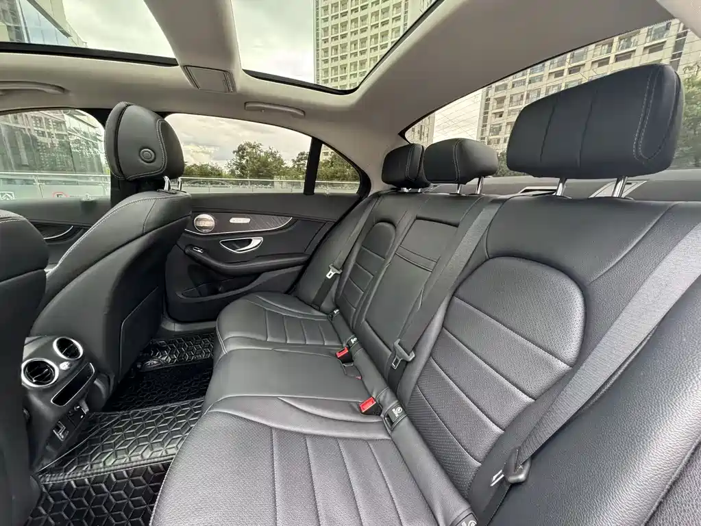 Mercedes-Benz C-Class 2020 — фото 24