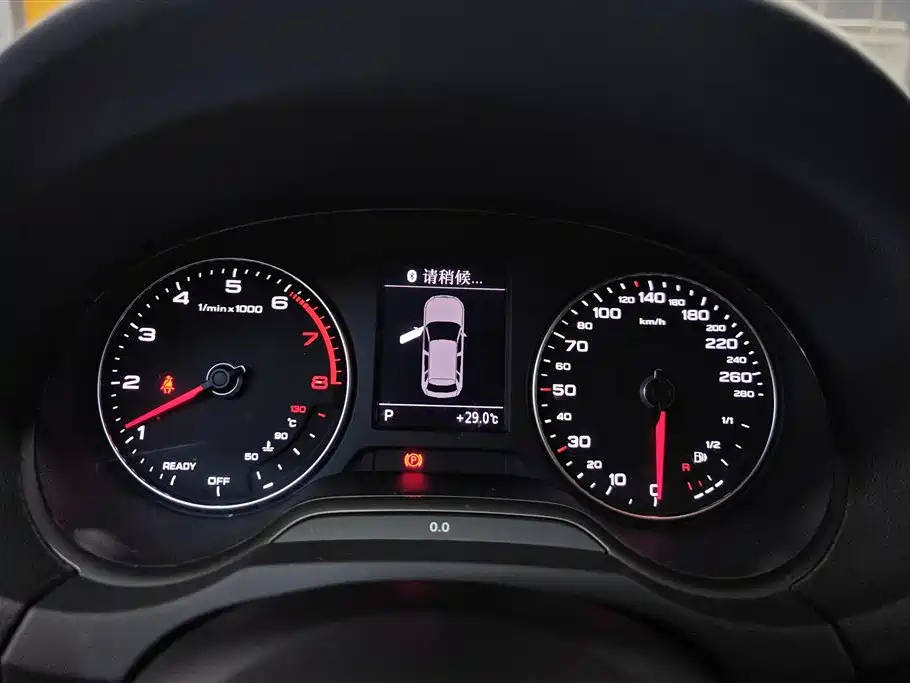 Audi A3 2018 — фото 14