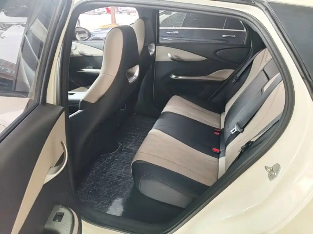 BYD Dolphin 2023 — фото 17