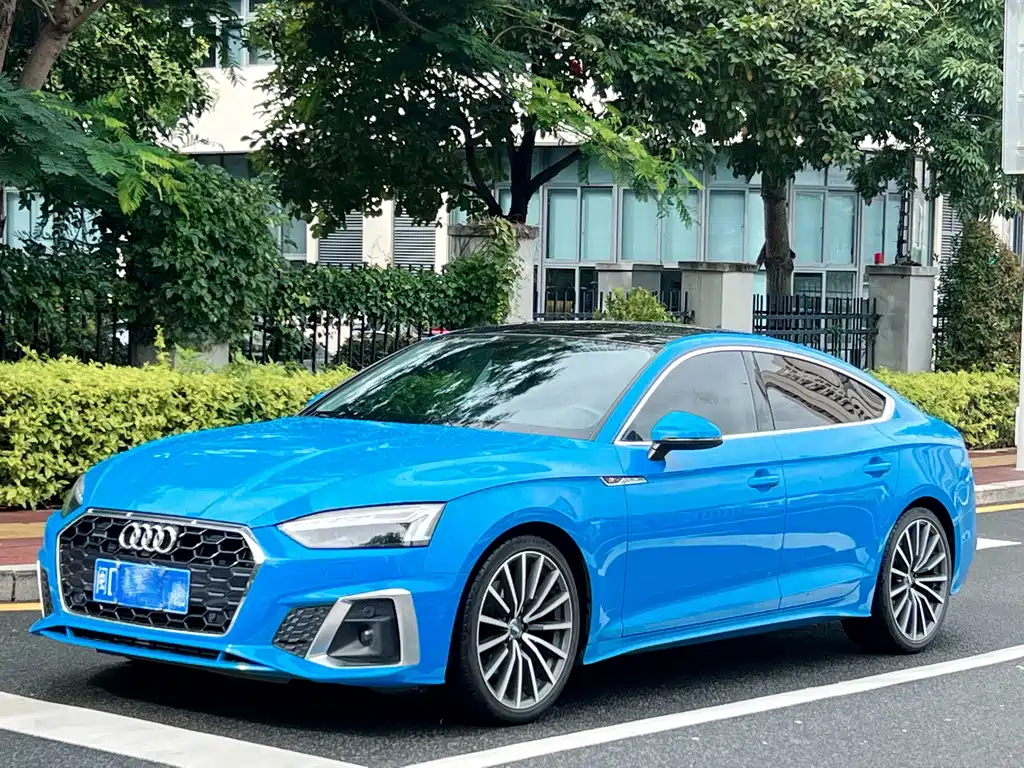 Audi A5 2021 — фото 1