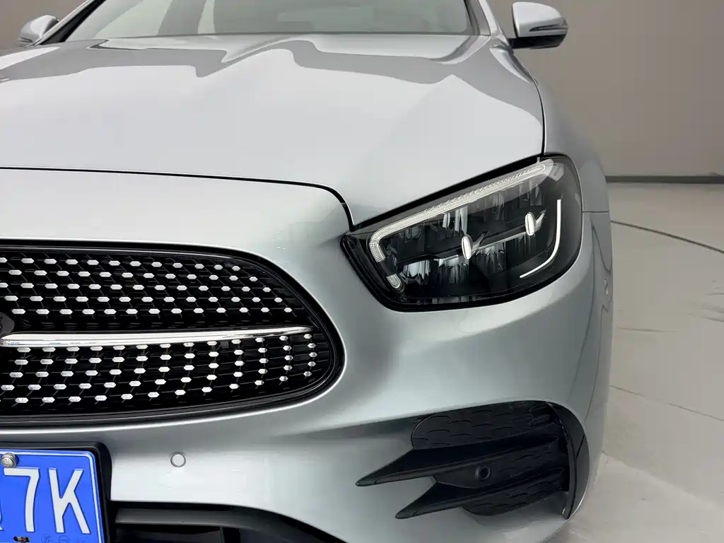 Mercedes-Benz E-Class 2023 — фото 23