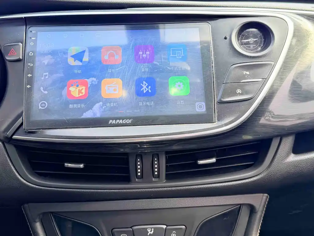 Buick Envision Plus 2016 — фото 18