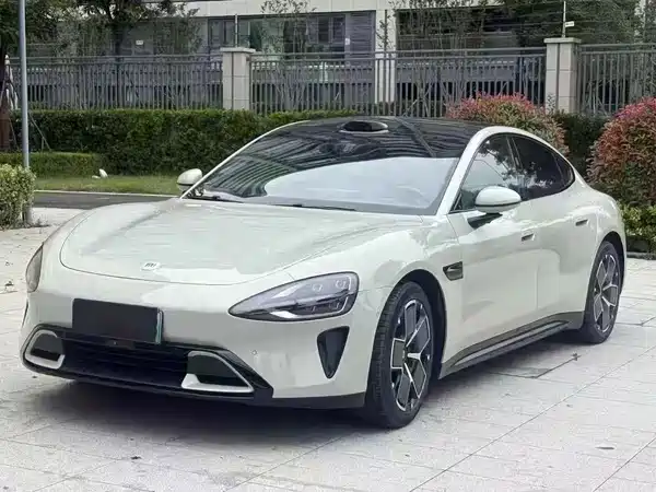 Xiaomi SU7 2025