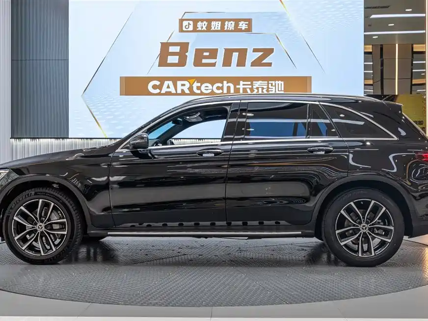 Mercedes-Benz GLC 2021 — фото 3