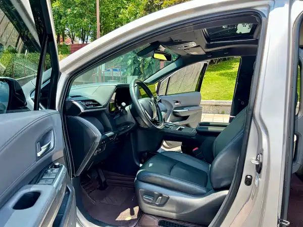 Toyota Sienna 2021