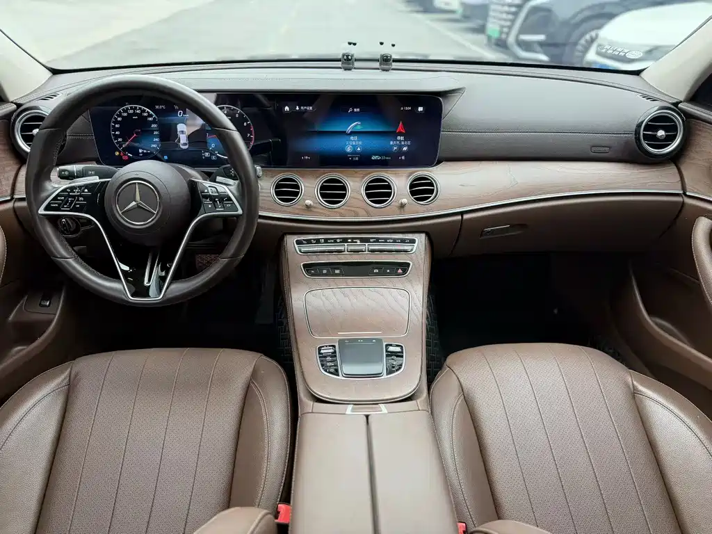 Mercedes-Benz E-Class 2021 — фото 5