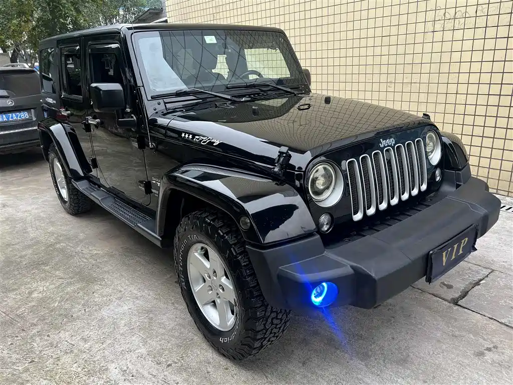 Jeep Wrangler 2017 — фото 4