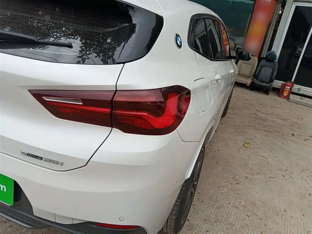 BMW X2 2021 — фото 24