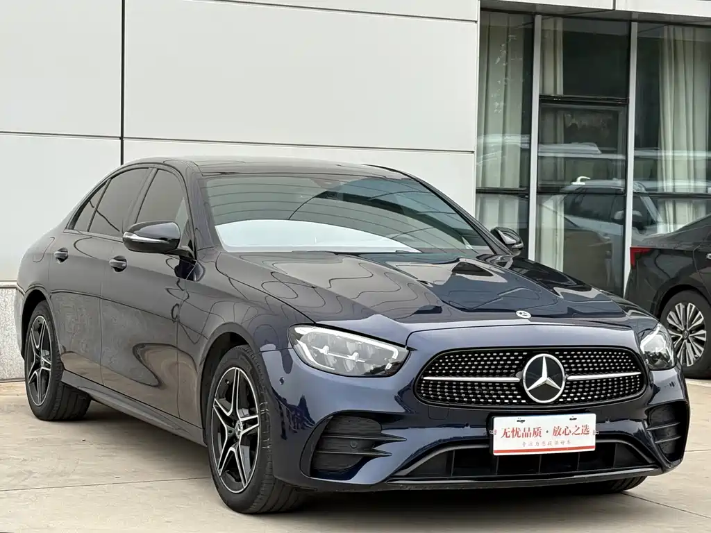 Mercedes-Benz E-Class 2022