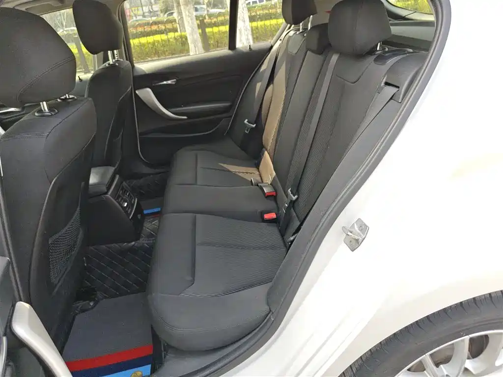 BMW 1 Series 2016 — фото 13