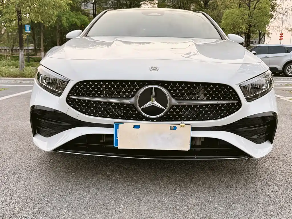 Mercedes-Benz A-Class 2025 — фото 2