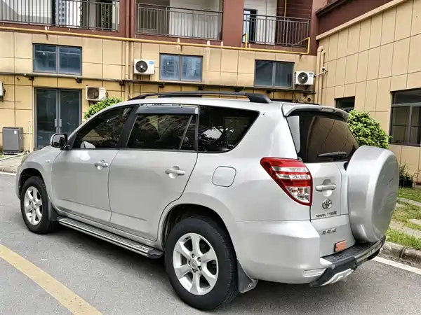 Toyota RAV4 2013