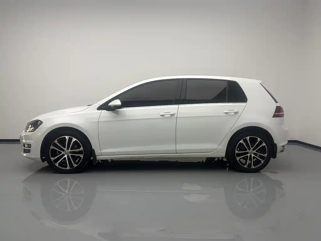 Volkswagen Golf 2018 — фото 7