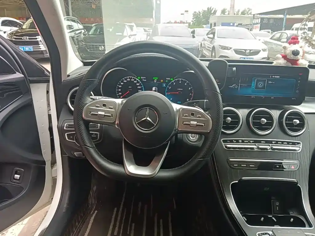 Mercedes-Benz C-Class 2020 — фото 11