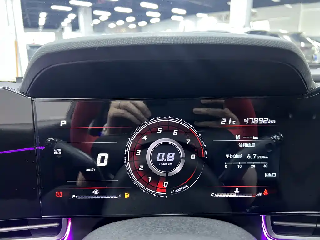 Hyundai Elantra 2023 — фото 10