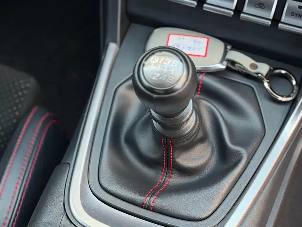 Subaru BRZ 2023 — фото 12