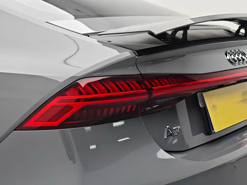 Audi A7 2020 — фото 8