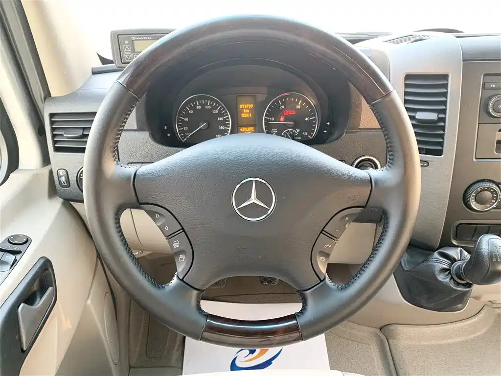 Mercedes-Benz Sprinter 2019 — фото 10
