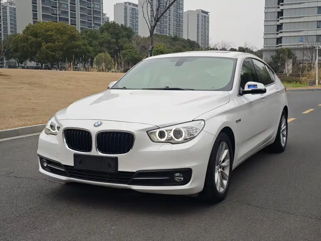 BMW 5 Series GT 2017