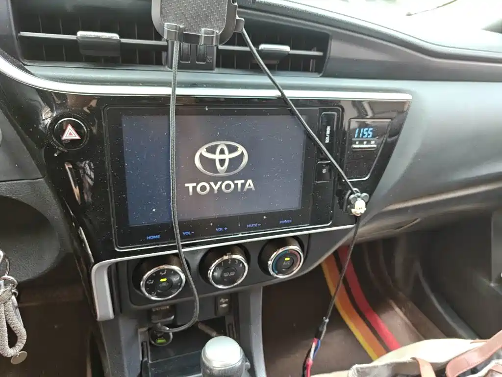 Toyota Corolla 2018 — фото 6
