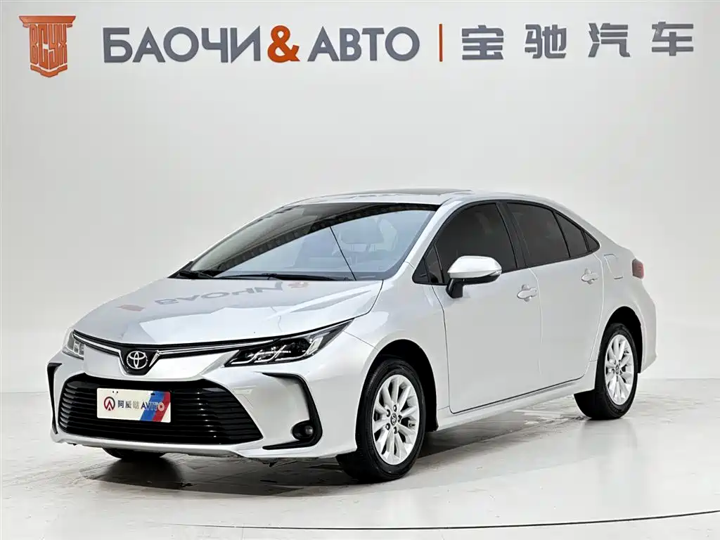 Toyota Corolla 2023 — фото 1