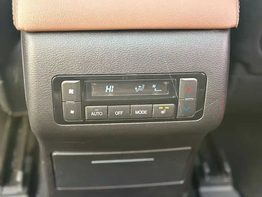 Haval H9 2018 — фото 11