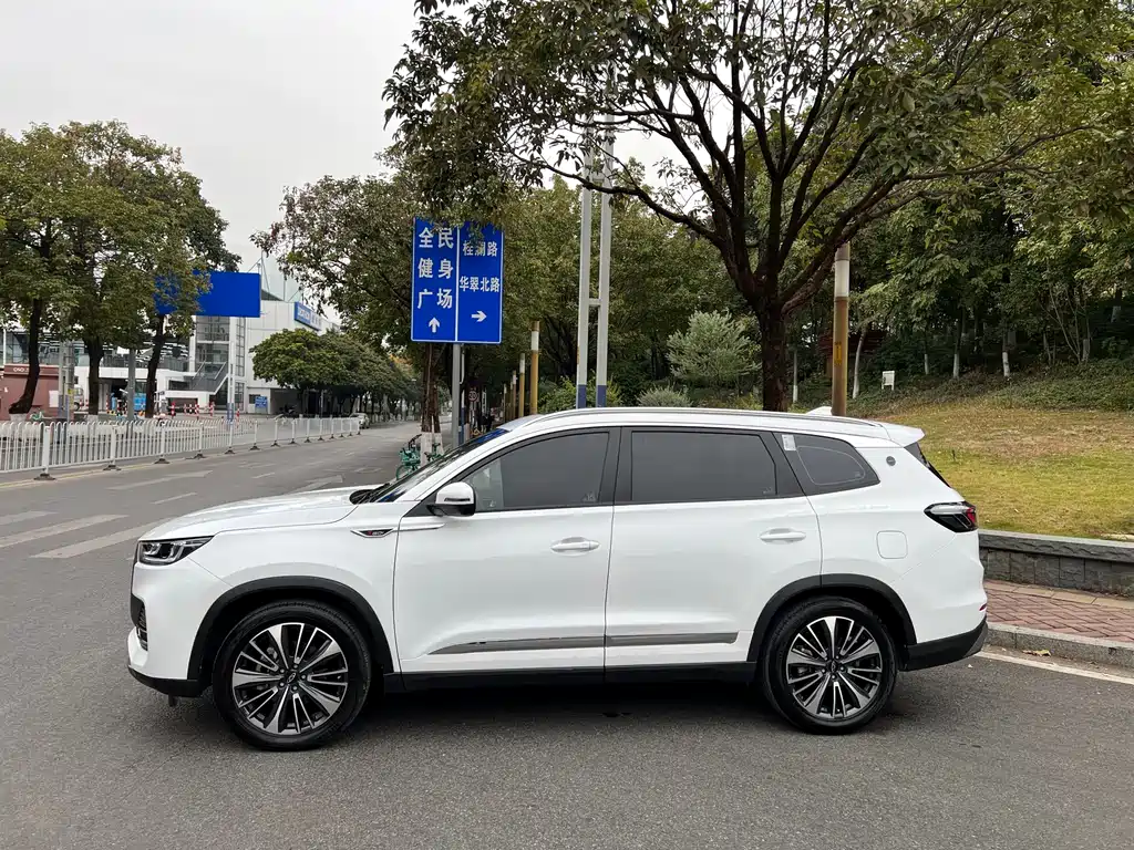 Chery Tiggo 8 PLUS 2024 — фото 4