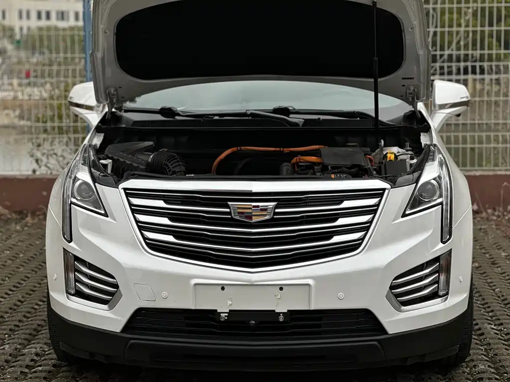 Cadillac XT5 2019 — фото 26