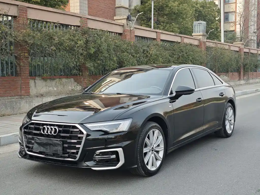 Audi A6L 2023 — фото 1